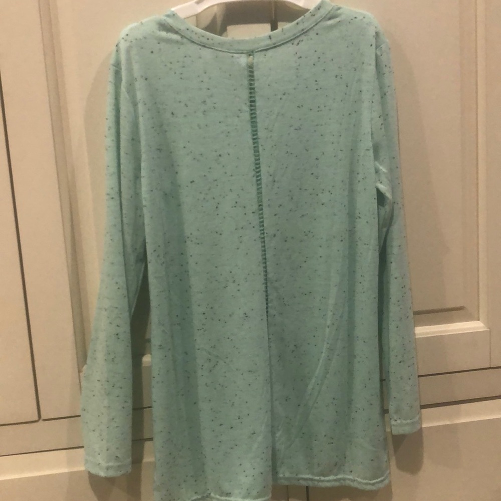 NWT Girls long sleeve t-shirt. Size L. - Picture 3 of 4